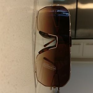 VYE X SLUTBOX SUNGLASSES**final price**